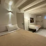 47 Lincoln Street Apartmán *
