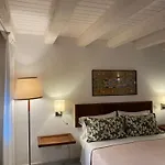 47 Lincoln Street Apartmán